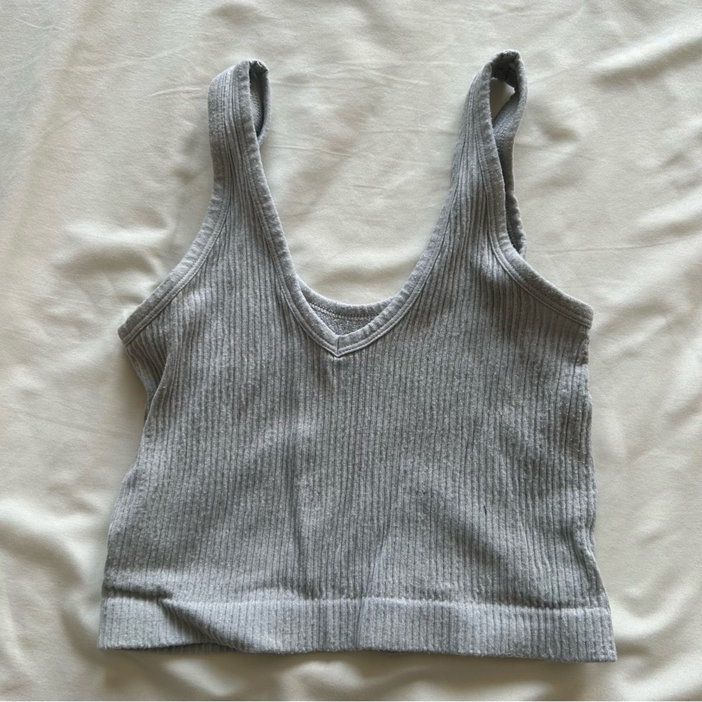 Urban Outfitters/Out From Under crop top (drew seamless ribbed cropped tank top)